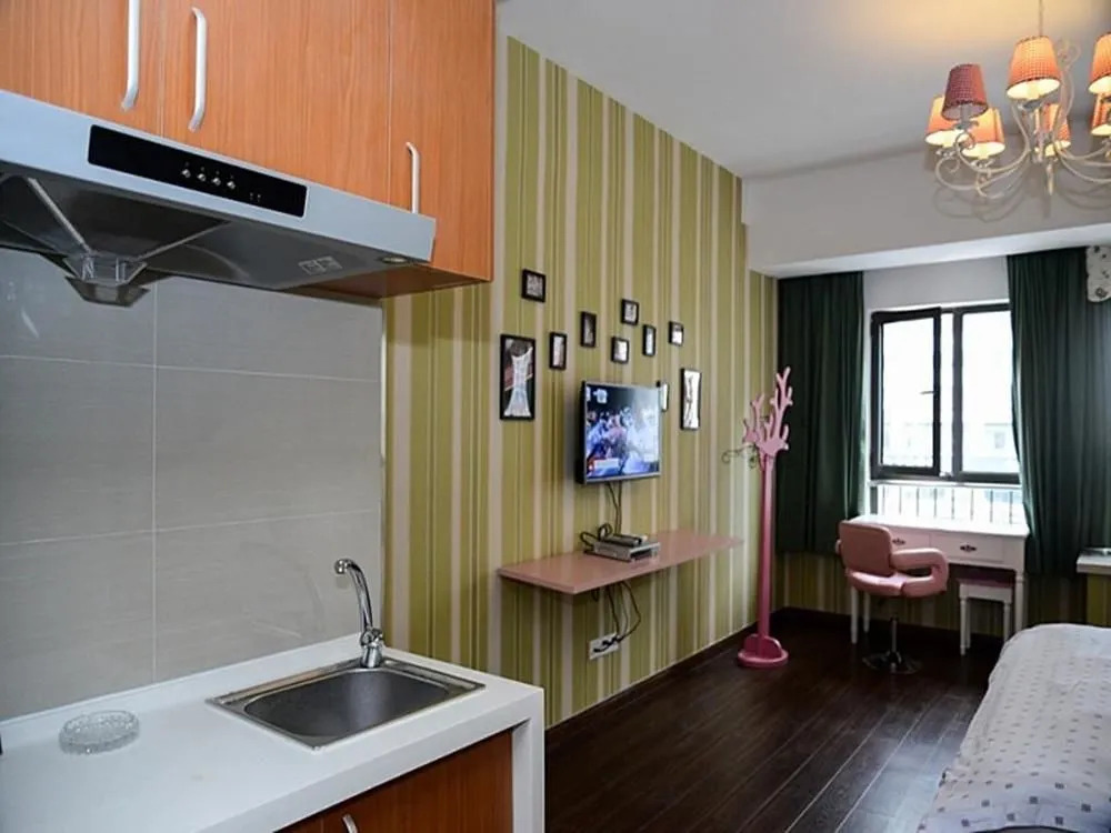 Hebino Hotel (Wuhan Jiyu Bridge Wanda Plaza)