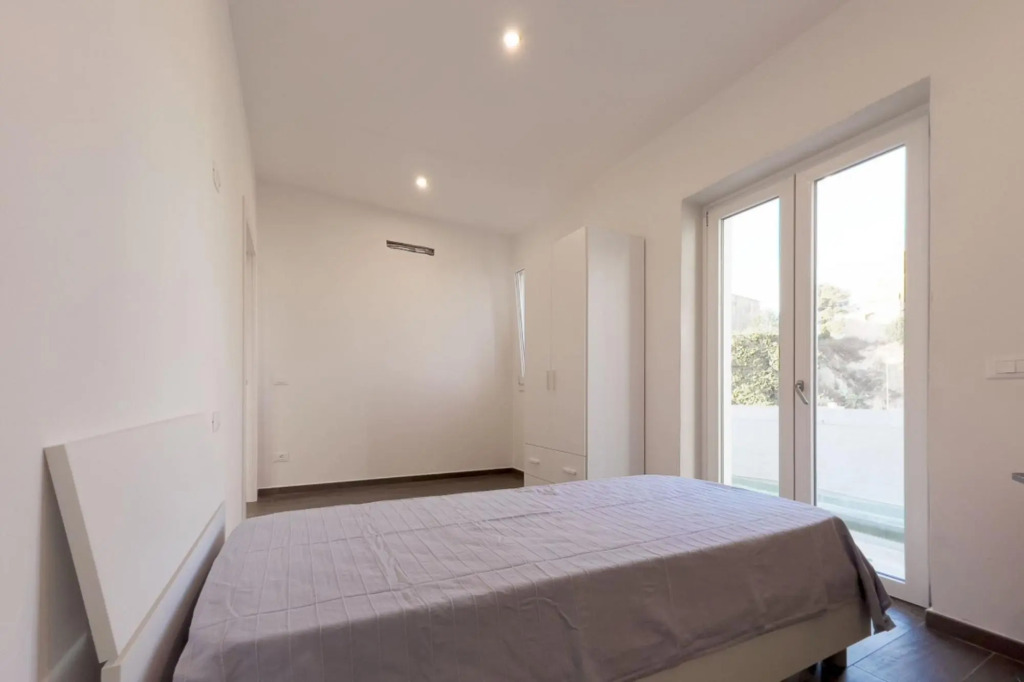 Smeraldo design apartment 6 beds near the center of Portoferraio and all services-SMERALDO