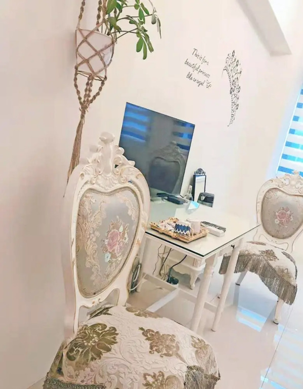 Forest Deer Black Tea Homestay