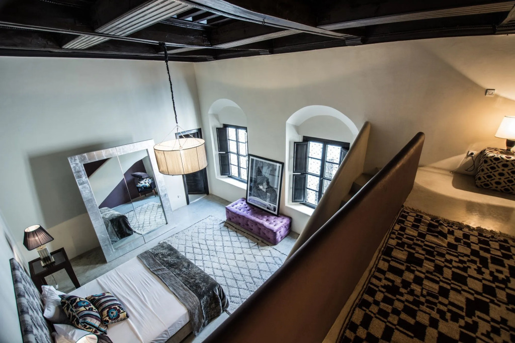 Riad K