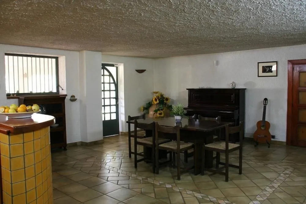 B&B Li Fringi