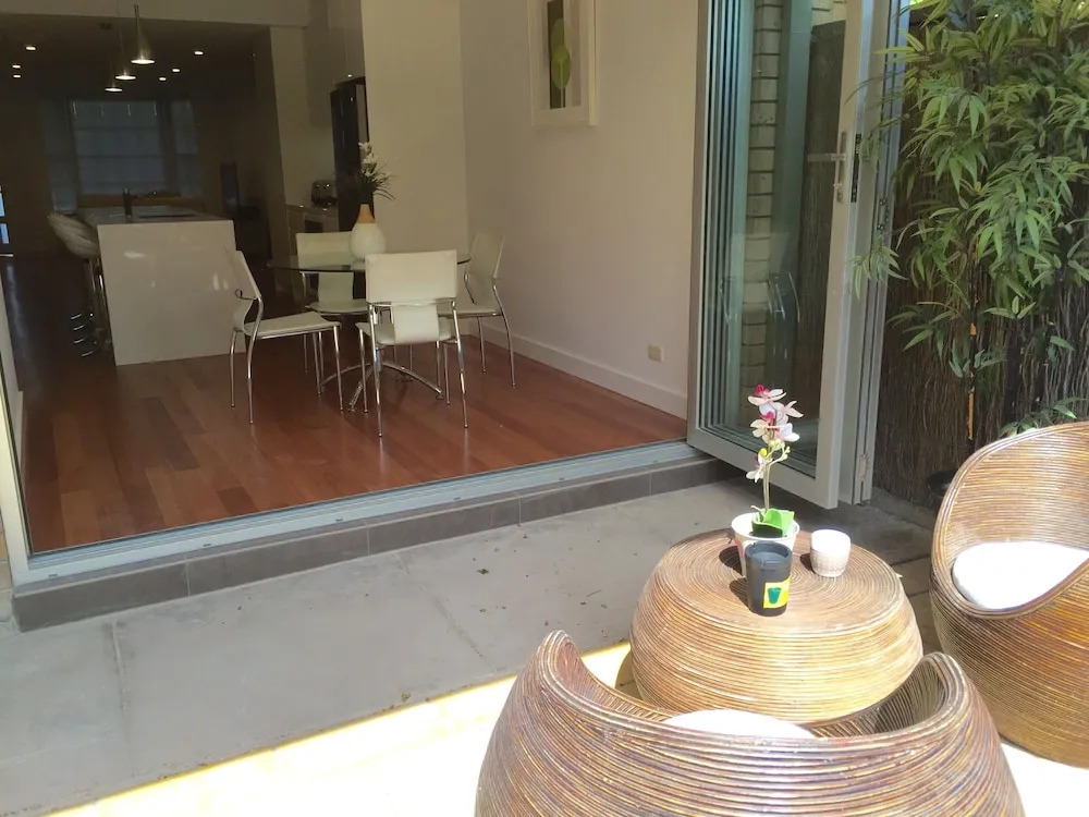 Luxury Townhouse in chic North Adelaide