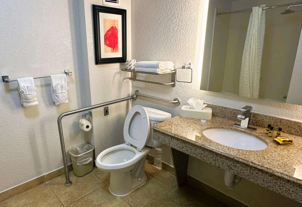Best Western Plus JFK Inn & Suites