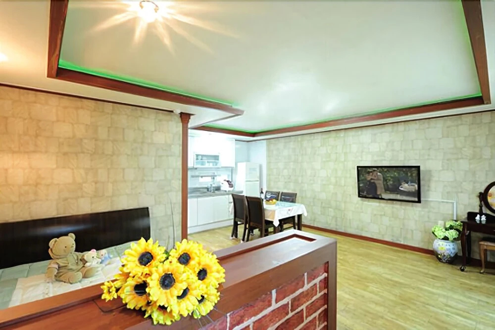 Taean (Anmyeondo) Angel Resort