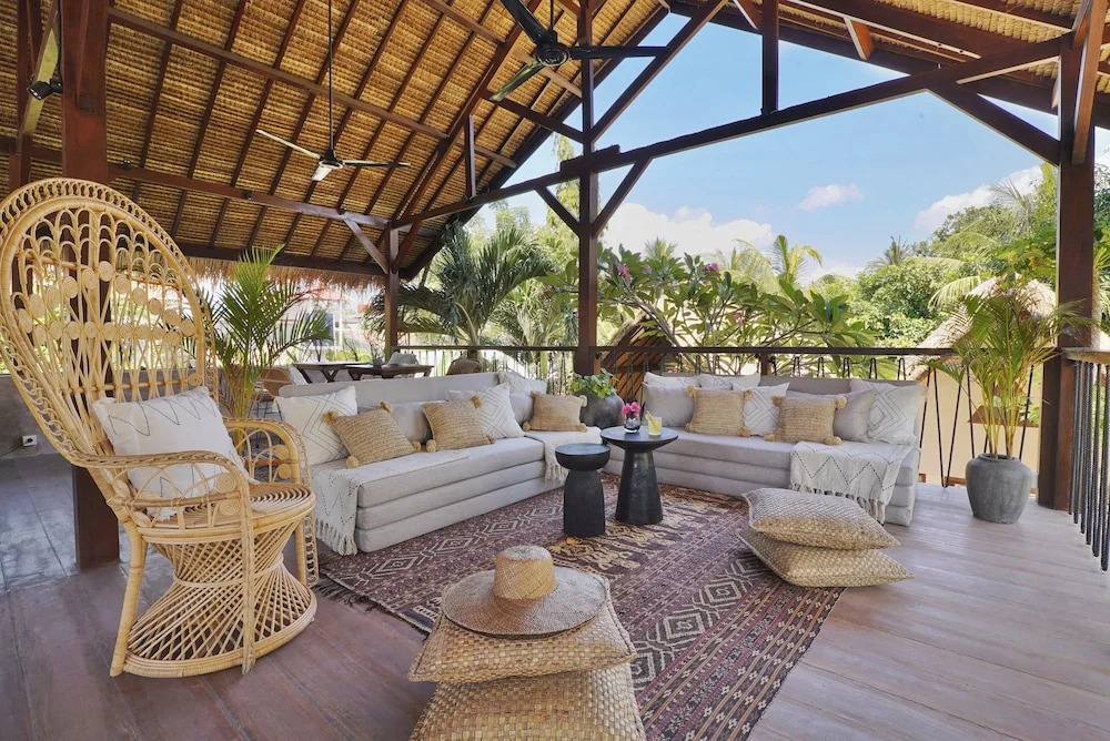 Sol Villas - Modern Tropical Stays