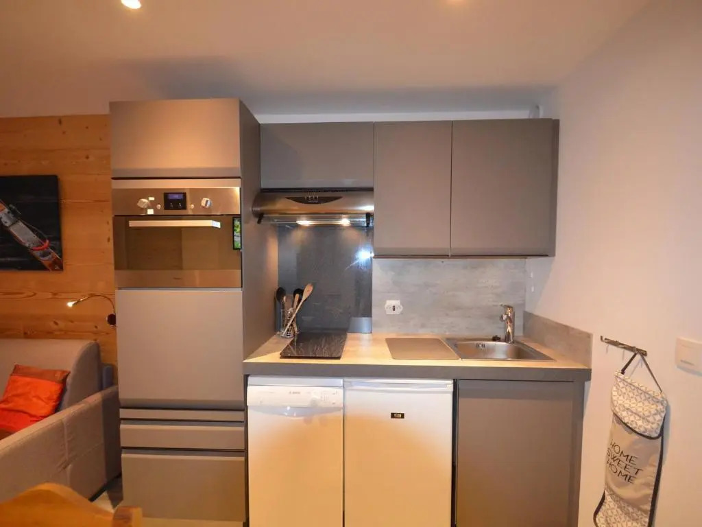 Appartement Les Menuires, 1 pièce, 4 personnes - FR-1-452-230