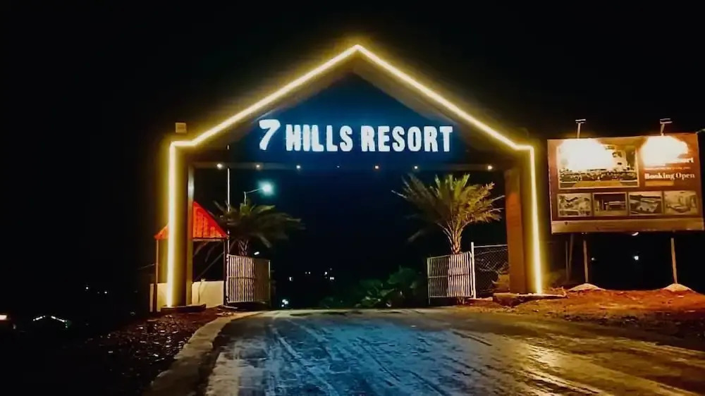 7 Hills Resort