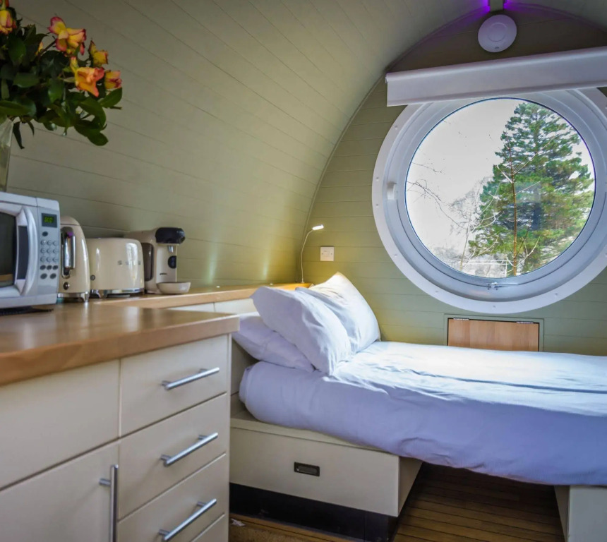 RiverBeds - Luxury Wee Lodges with Hot Tubs