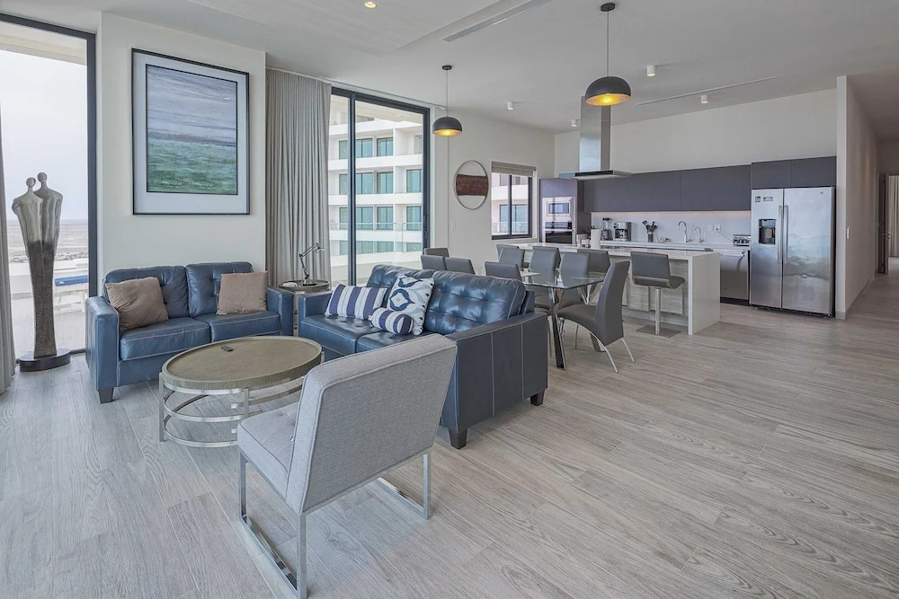 Waves Views Luxury 3BR Oceanfront Condo