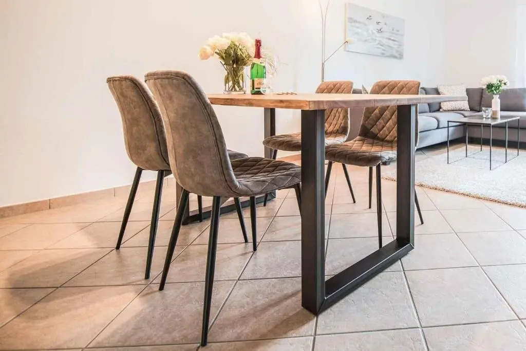 Ferienwohnung-9-mit-Terrasse-Garten-Landhaus-Hubertus-Duhnen