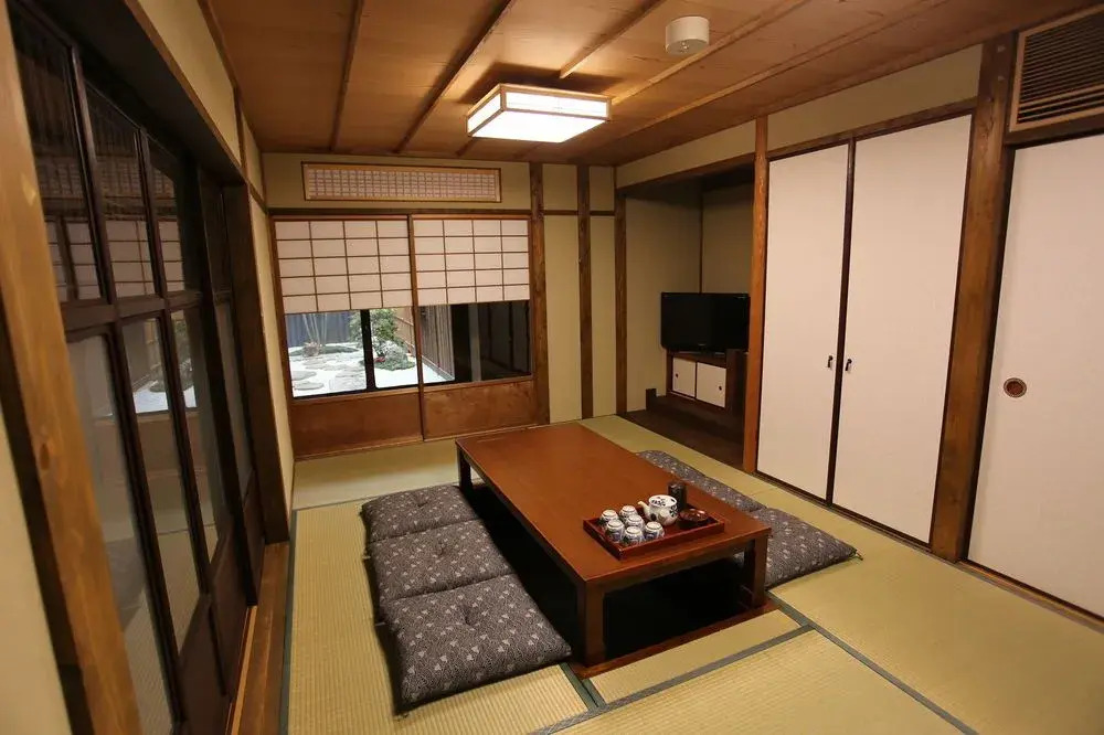 Garaku an Machiya House