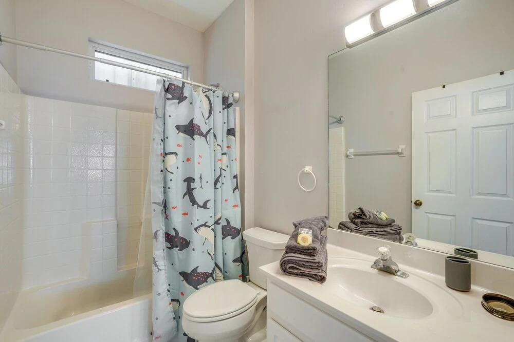 Sunny Fort Myers Home w/ Heated Pool!