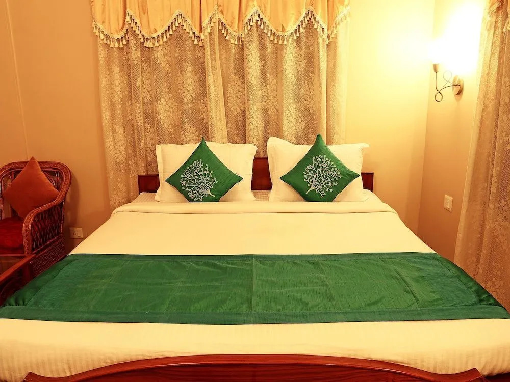 OYO 2335 Apartment Lakeplace