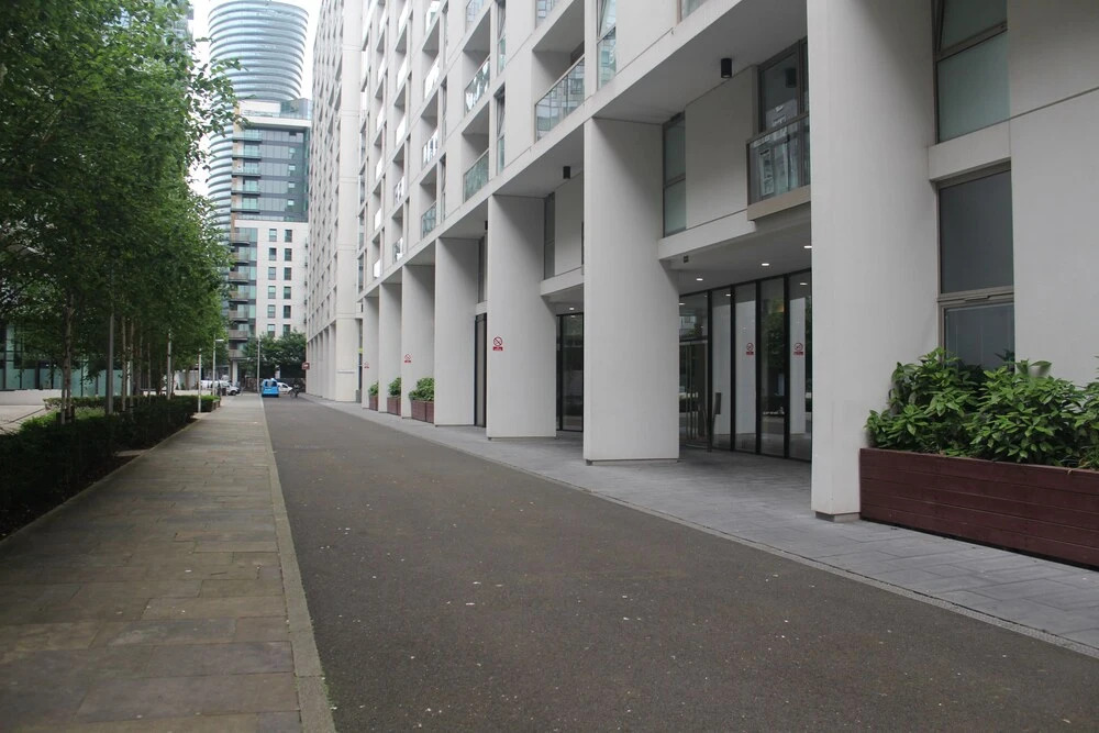 South Quay Apartment Two