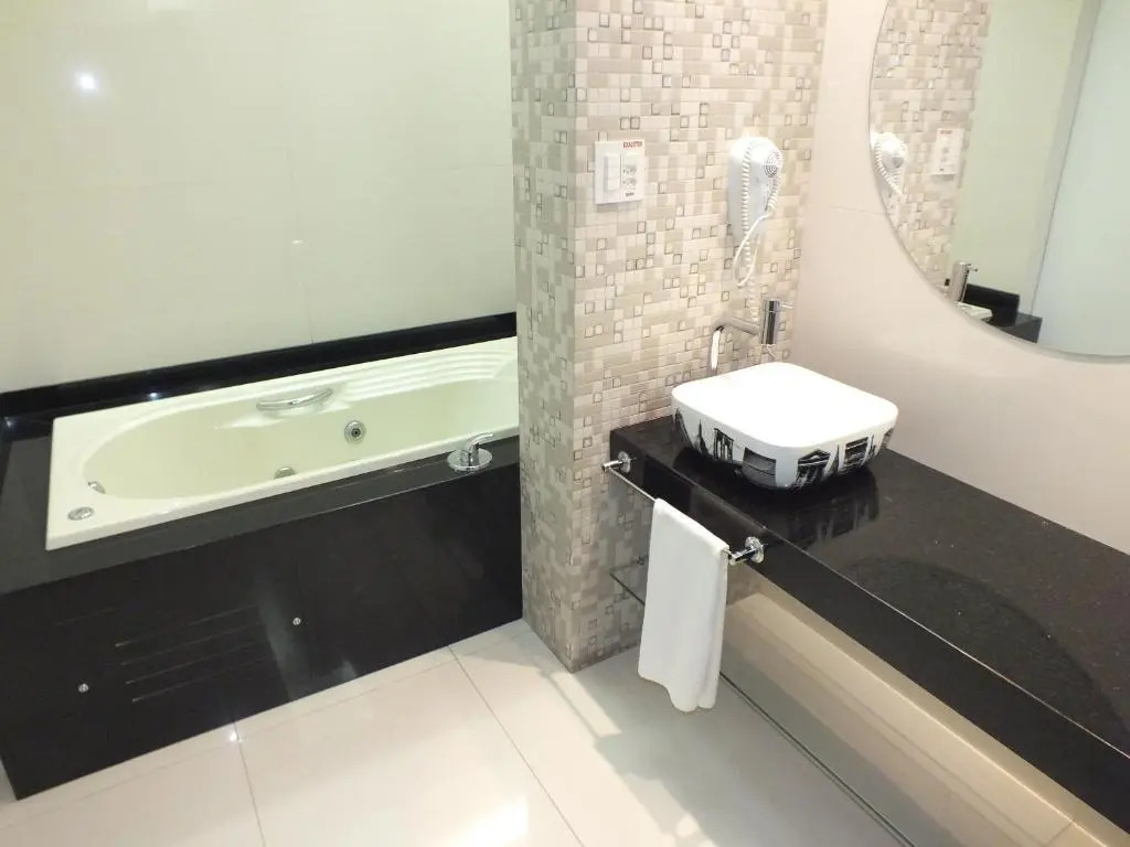 JB Palace Hotel