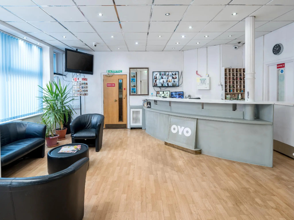 OYO New Dome Hotel