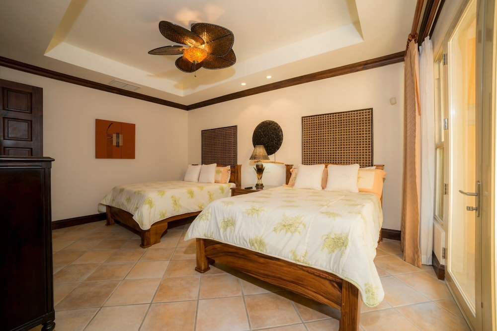 Marbella 3D 3 bdr Ocean View in Los Suenos