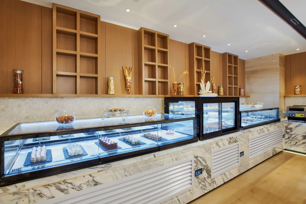 Xiamen Airlines Lakeside Hotel