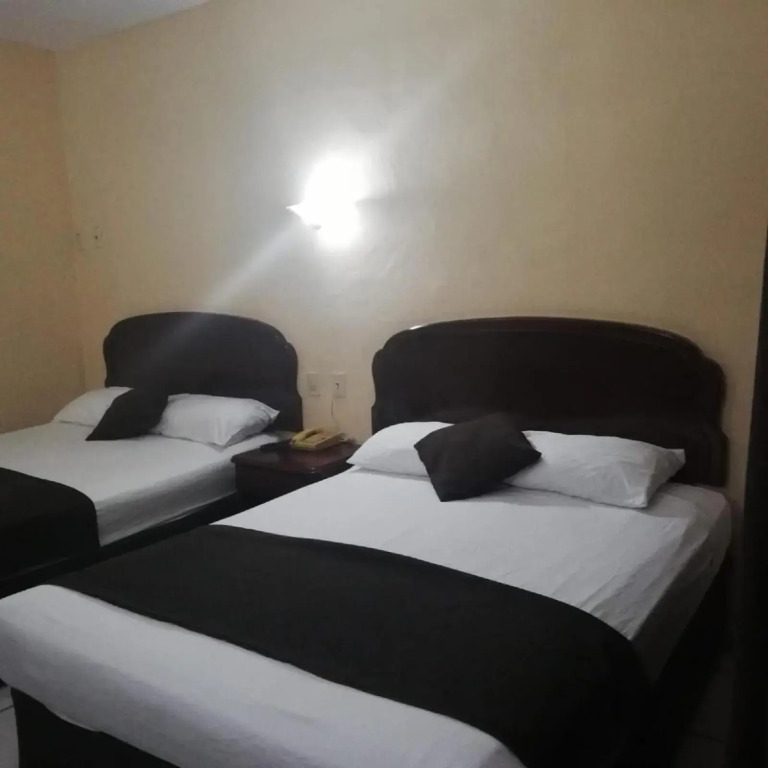 Hotel Miramar Inn