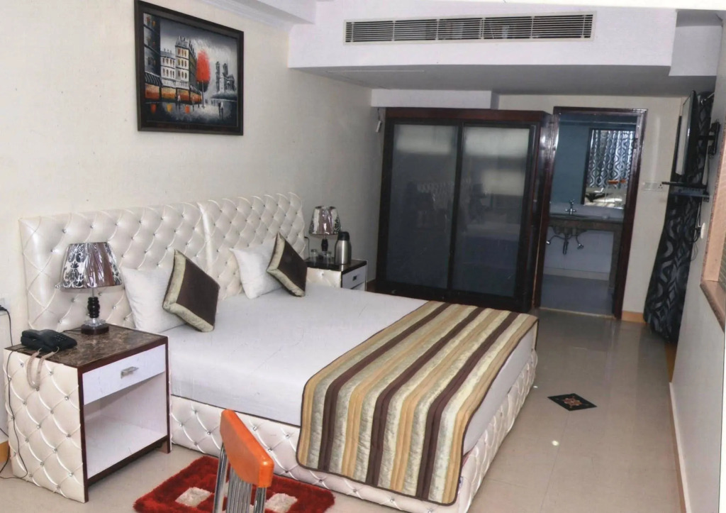 Delite Sarovar Portico Faridabad
