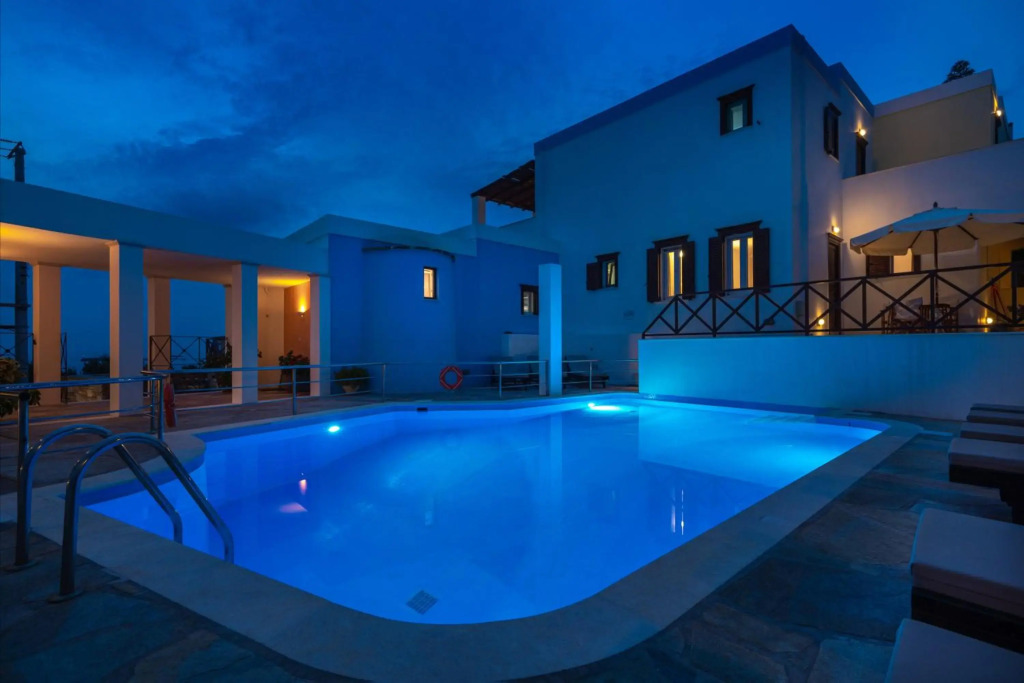 Regginas Apartments