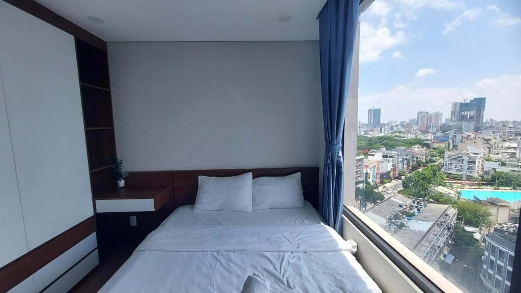 The Goldview Apartment - Luxury Apartment & Furnished Suites & River View & Infinity Pools & Gym & BBQ & High speed internet & Centrally located