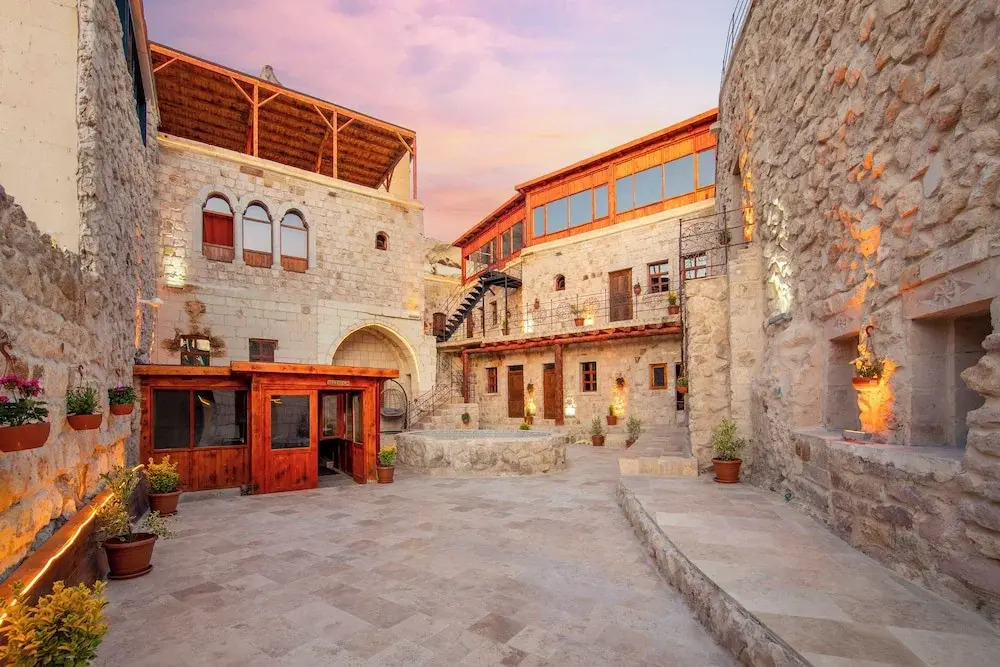 Magna Aurum Cave Hotel