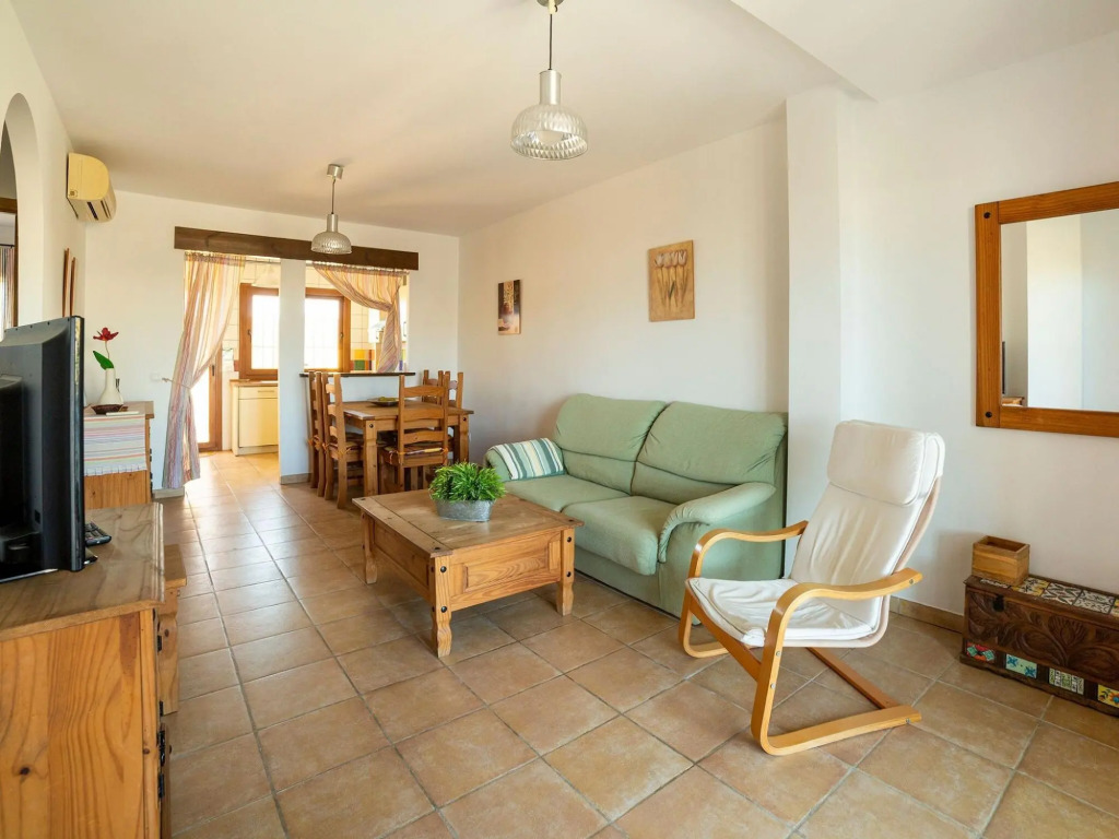 Charming Apartment in Palomares With Private Terrace