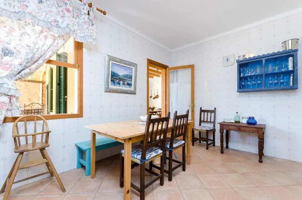 Can Mora in Campos With 3 Bedrooms and 2 Bathrooms