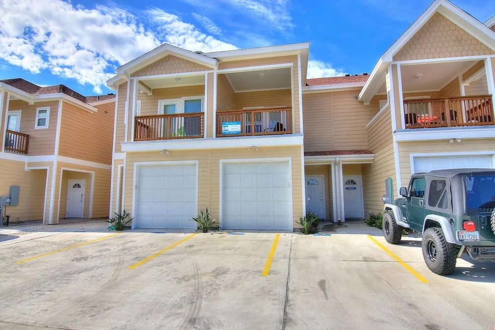 The Chic Retreat Condo Bs203 3 Bedrooms 3 Bathrooms Condo