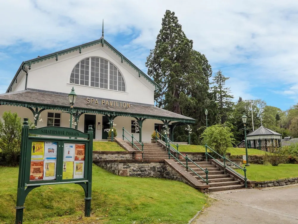 Eagle Lodge