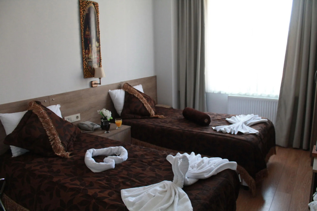 Rozza Hotel