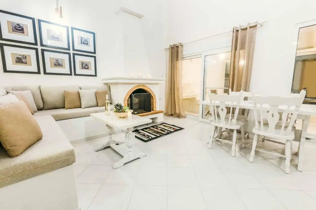 Ammos Beach House
