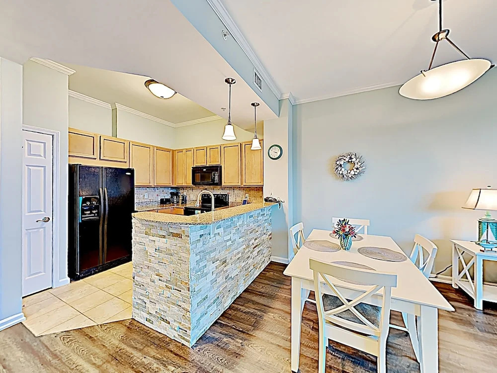 New Listing! Resort At The Palms Of Destin 2 Bedroom Condo