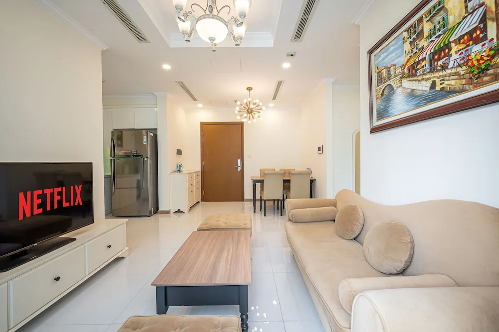 LUNA Apartment- Vinhomes Central Park