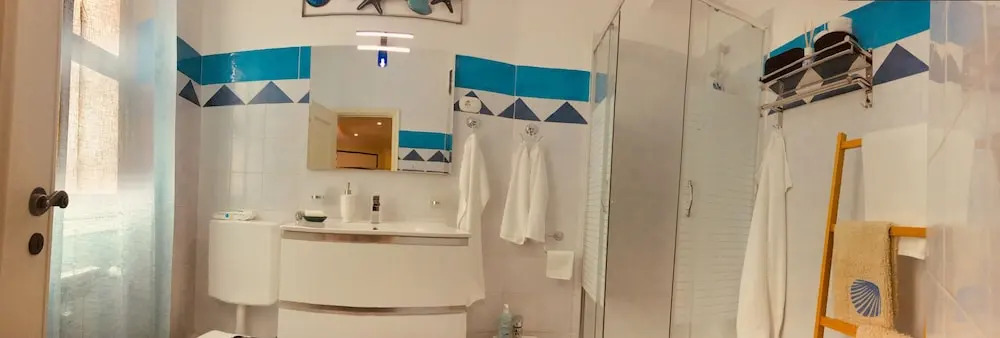 Genova Center Apartment - San Martino