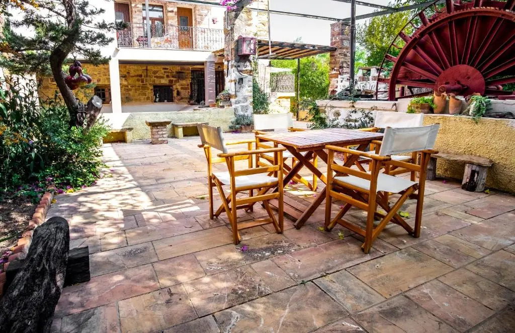 Mansion Argyrakiko - 3 bedroom house in Kampos