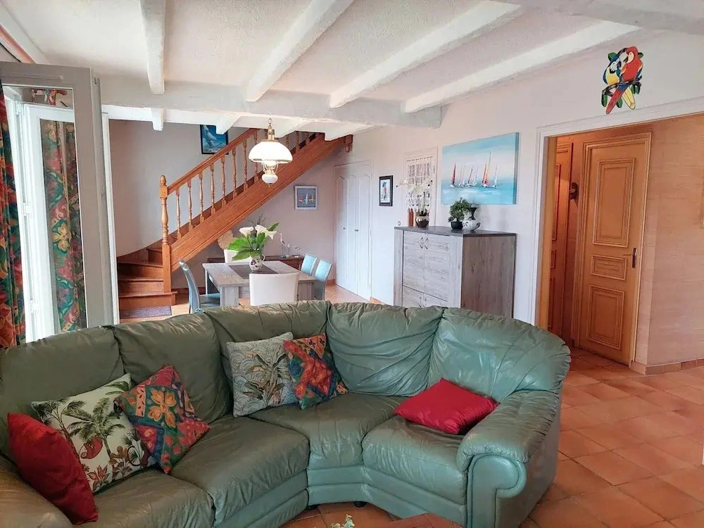 Holiday Home by Roscoff Beach and Horse Racing