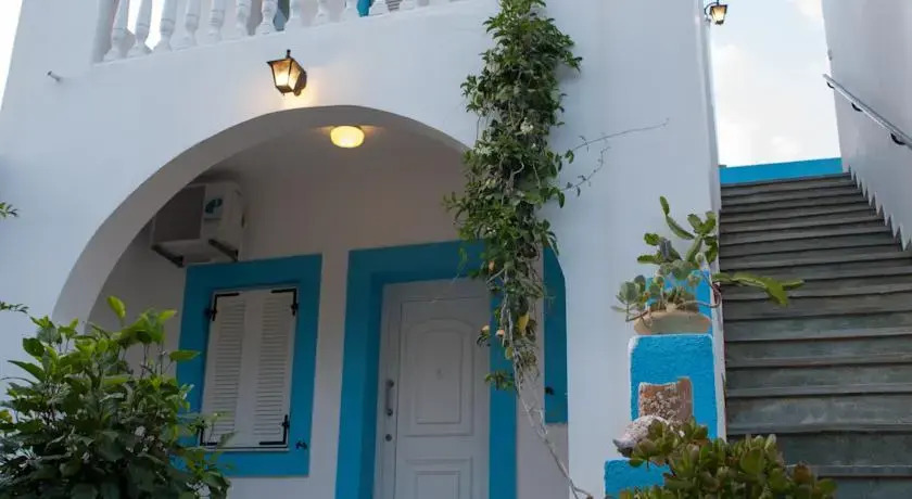 Effies Apartments