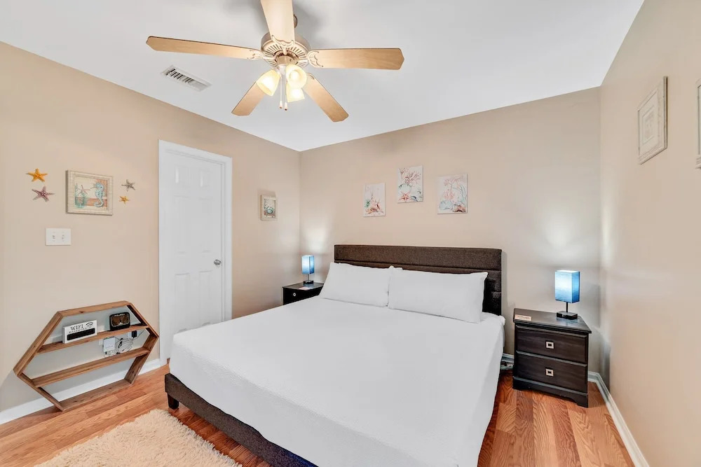 Charming Condo With Luxe Amenities Less Than 10 Minutes From the Beach