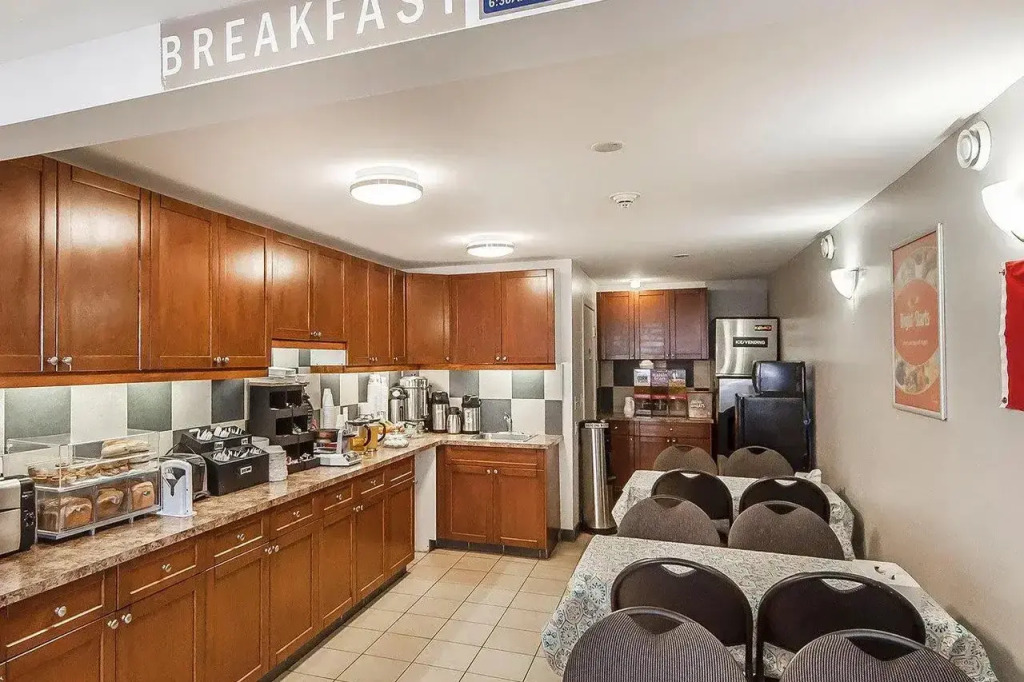 Econo Lodge Inn & Suites Drumheller