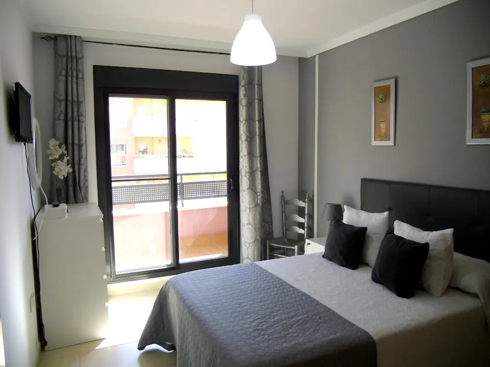 Apartment with One Bedroom in Torre Del Mar, with Wonderful Sea View, Pool Access, Furnished Terrace - 500 M From the Beach