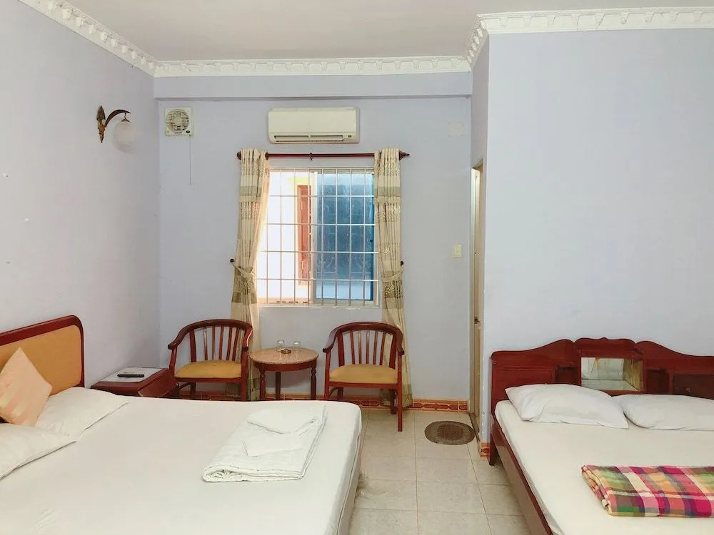 Phuong Uyen Motel