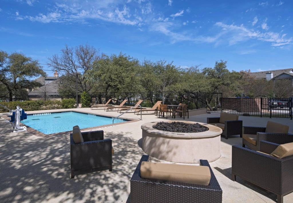 Fairfield Inn and Suites by Marriott Austin Northwest/Research Blvd