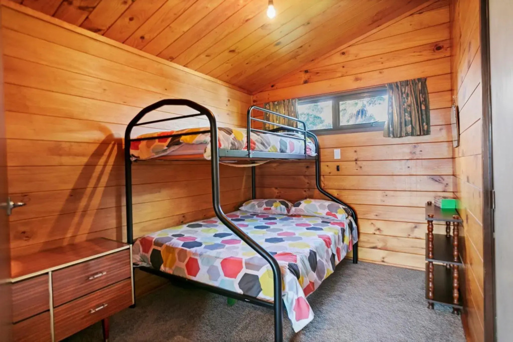 The White Haus - Waihi Beach Upstairs Holiday Unit