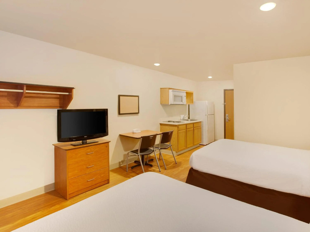 Studio 6 Extended Stay Shreveport Airport LA