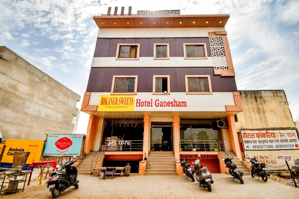 OYO Flagship 71491 Hotel Shri Ganesham