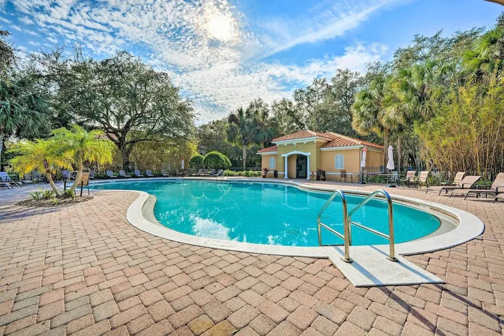 Kissimmee Getaway ~ 4 Mi to Walt Disney World