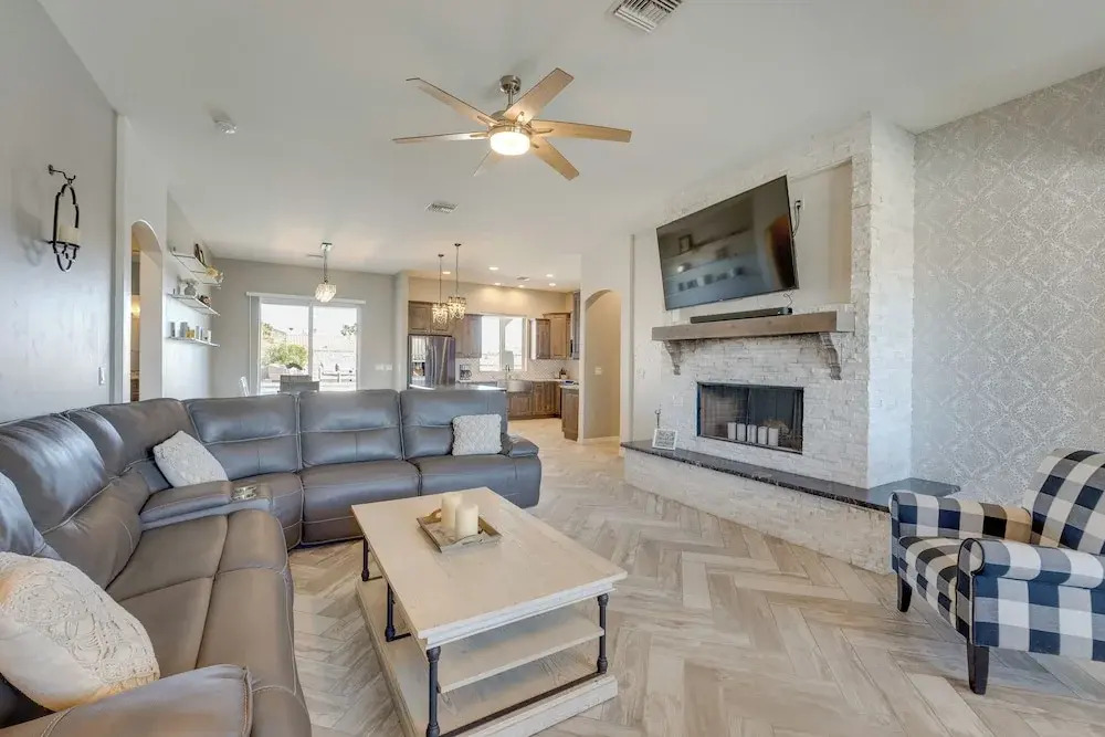 Heated Pool and Spa Lake Havasu City Villa!
