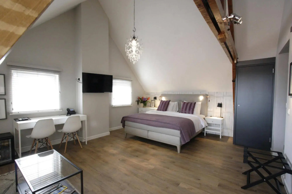 In de Witte Dame Hotel Bar Kitchen Apartments